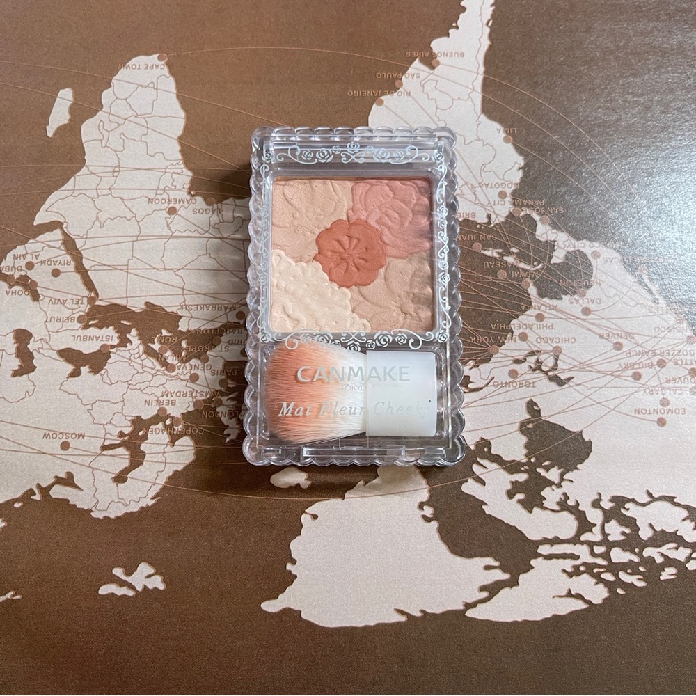 Canmake blush 05 glow fleur cheeks